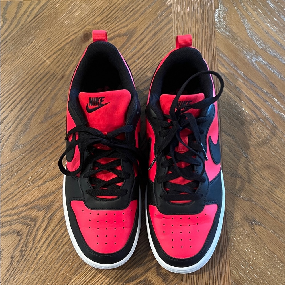 Nike Black and Red Athletic Shoes